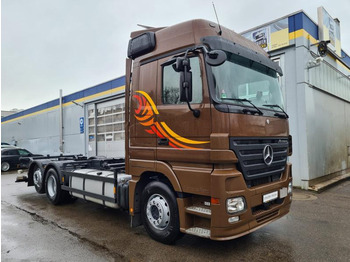 Containertransporter/ Wissellaadbak vrachtwagen MERCEDES-BENZ Actros 2541
