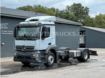 Chassis vrachtwagen MERCEDES-BENZ Actros