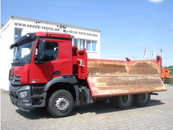 Kipper vrachtwagen MERCEDES-BENZ Arocs 2646
