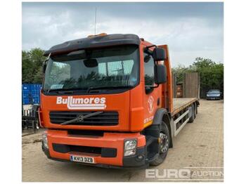 Vrachtwagen met open laadbak voor het vervoer van zwaar materieel 2013 Volvo FE300: afbeelding 1