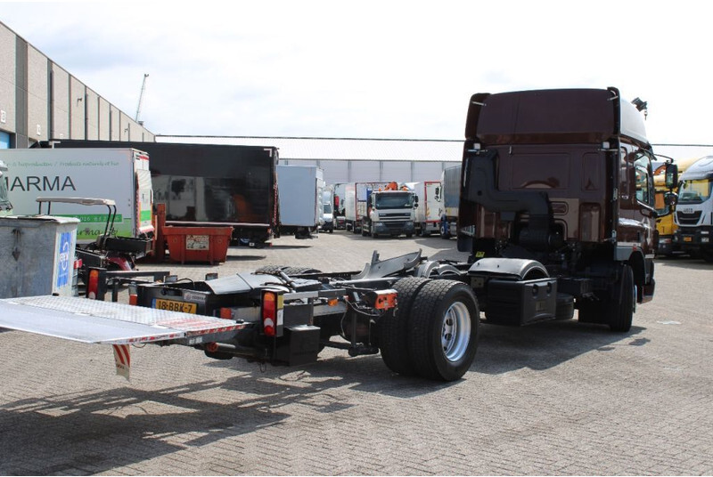 Chassis vrachtwagen DAF CF 65 220 + lift + euro 5: afbeelding 7