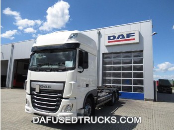 Vrachtwagen DAF FAR XF440: afbeelding 1