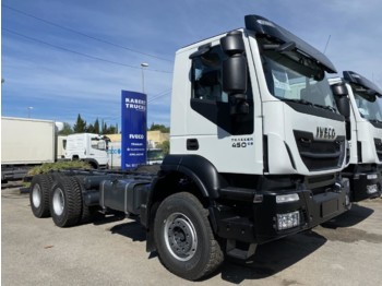 Chassis vrachtwagen IVECO AD380T45 Trakker 6x4 E6 (Chassis Cab): afbeelding 1