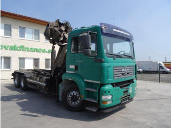 Haakarmsysteem vrachtwagen MAN TGA 26.430,6x4,container carrier with crane: afbeelding 1