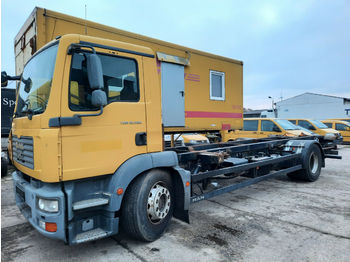 Containertransporter/ Wissellaadbak vrachtwagen MAN TGM03: afbeelding 1