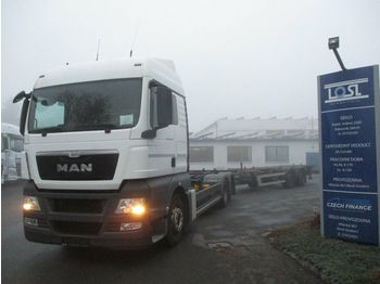 Containertransporter/ Wissellaadbak vrachtwagen MAN TGX26.440 6x2 BDF + GTS: afbeelding 1