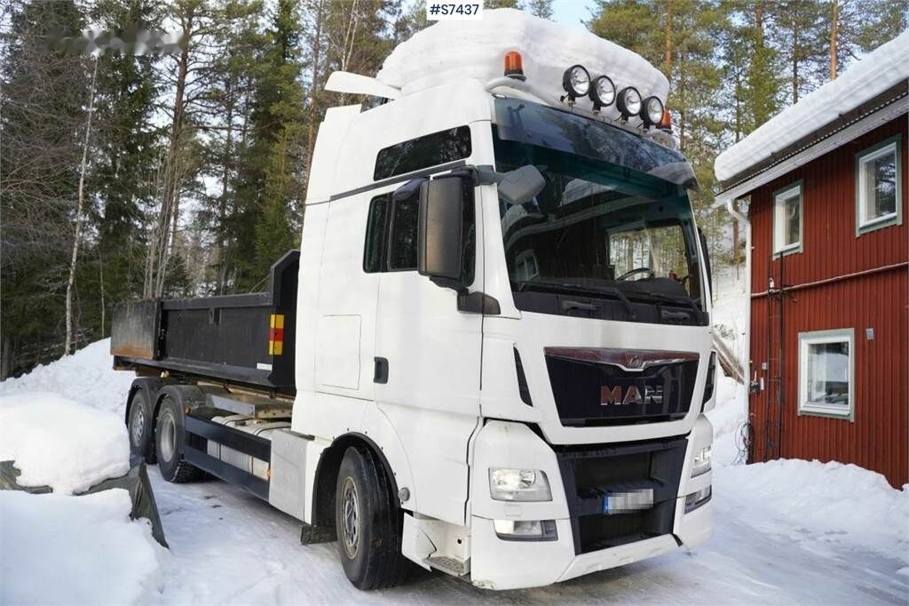 Haakarmsysteem vrachtwagen MAN TGX26.480 6x2 Hook truck with flat bed: afbeelding 2