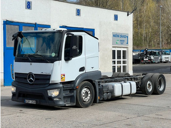 Autovrachtwagen vrachtwagen Mercedes-Benz Actros 2440: afbeelding 1