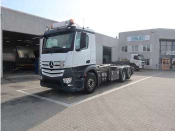 Haakarmsysteem vrachtwagen Mercedes-Benz Antos 2545: afbeelding 1