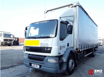 Schuifzeilen vrachtwagen DAF 55 LF 250