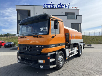 Tankwagen Mercedes-Benz 1831 4x2 12.490 L 2 Kammer
