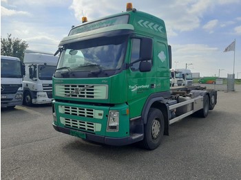 Containertransporter/ Wissellaadbak vrachtwagen Volvo FM 400: afbeelding 1