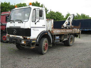 Mercedes-Benz 1017 - Vrachtwagen met open laadbak