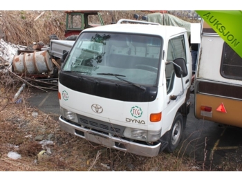 Toyota Dyna 100 - Vrachtwagen met open laadbak