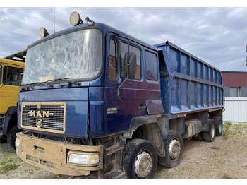 MAN 26.343  - Kipper vrachtwagen: afbeelding 2