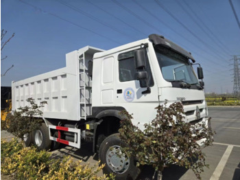 Howo 6x4 - Kipper vrachtwagen: afbeelding 1