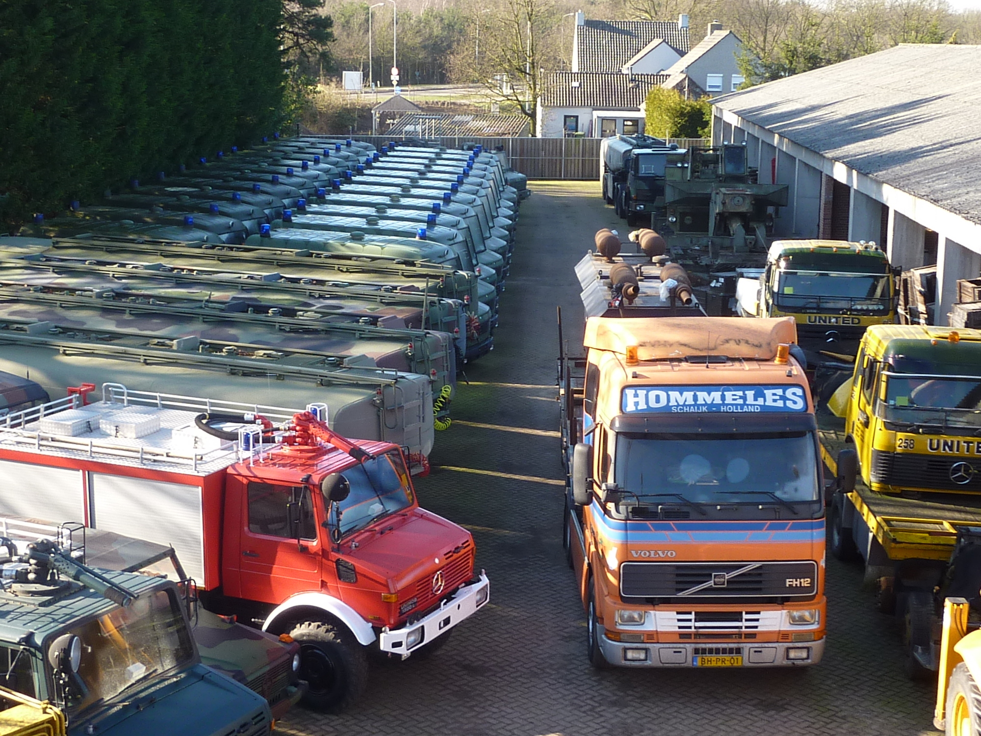 A.M. Hommeles B.V. - Vrachtwagens MERCEDES-BENZ undefined: afbeelding 3