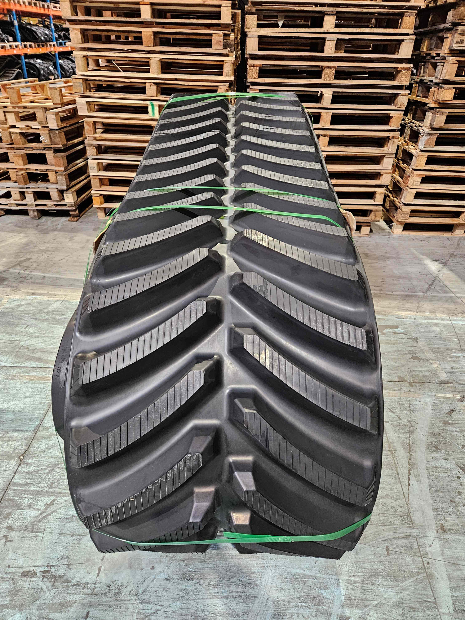 LEACH LEWIS RUBBER TRACKS LIMITED undefined: afbeelding 2