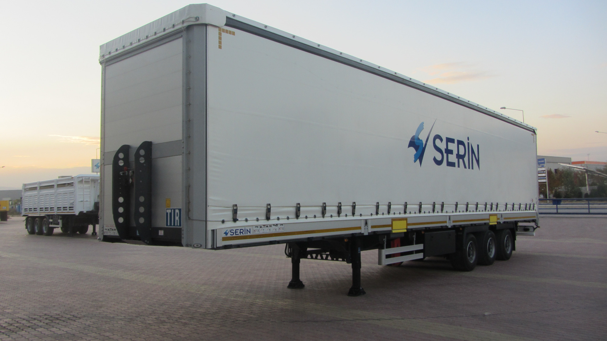 Serin Trailer undefined: afbeelding 35