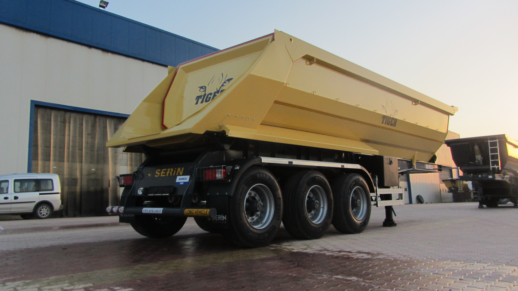 Serin Trailer undefined: afbeelding 12