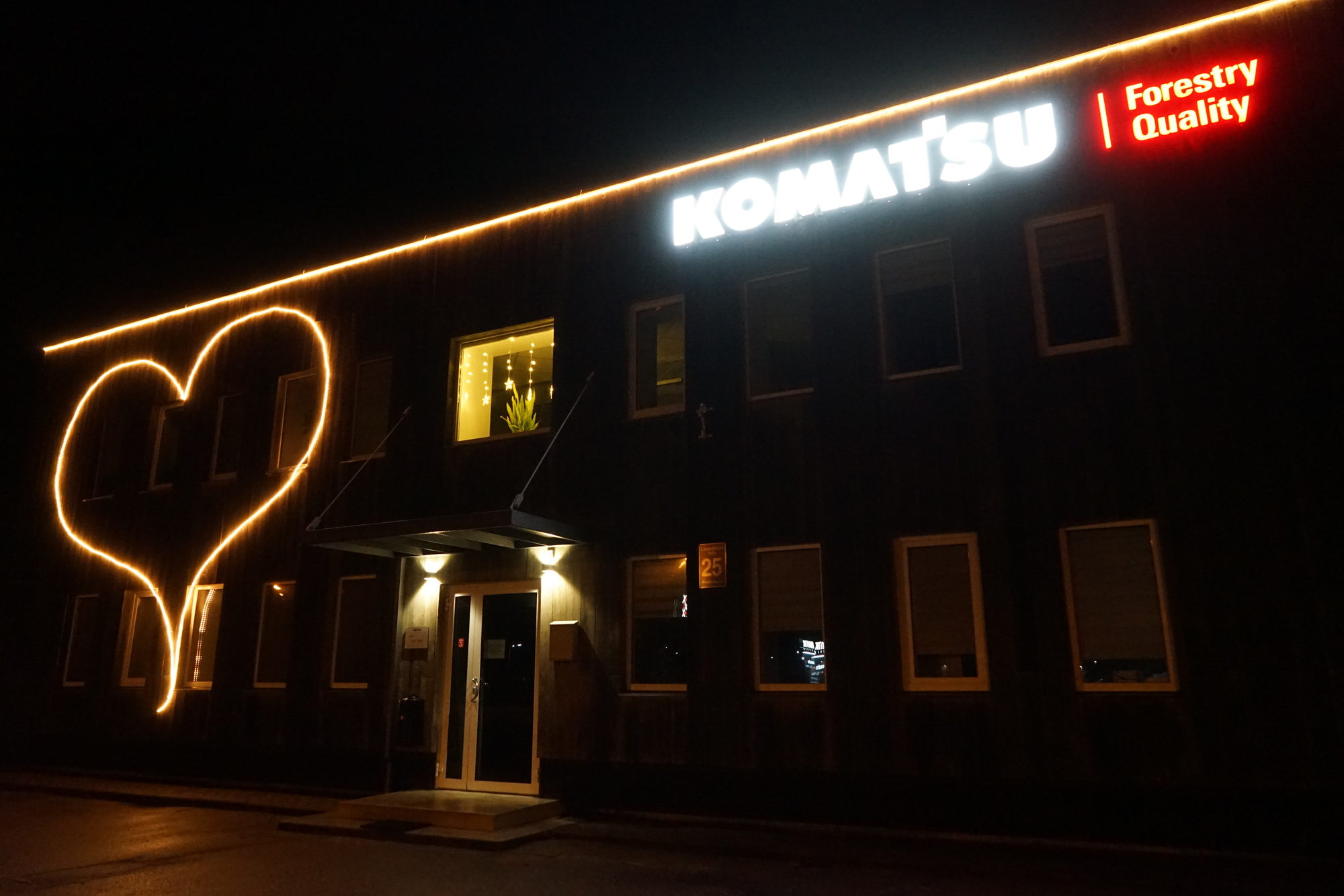 SIA "Haitek Latvia" - Voertuigen te koop undefined: afbeelding 8