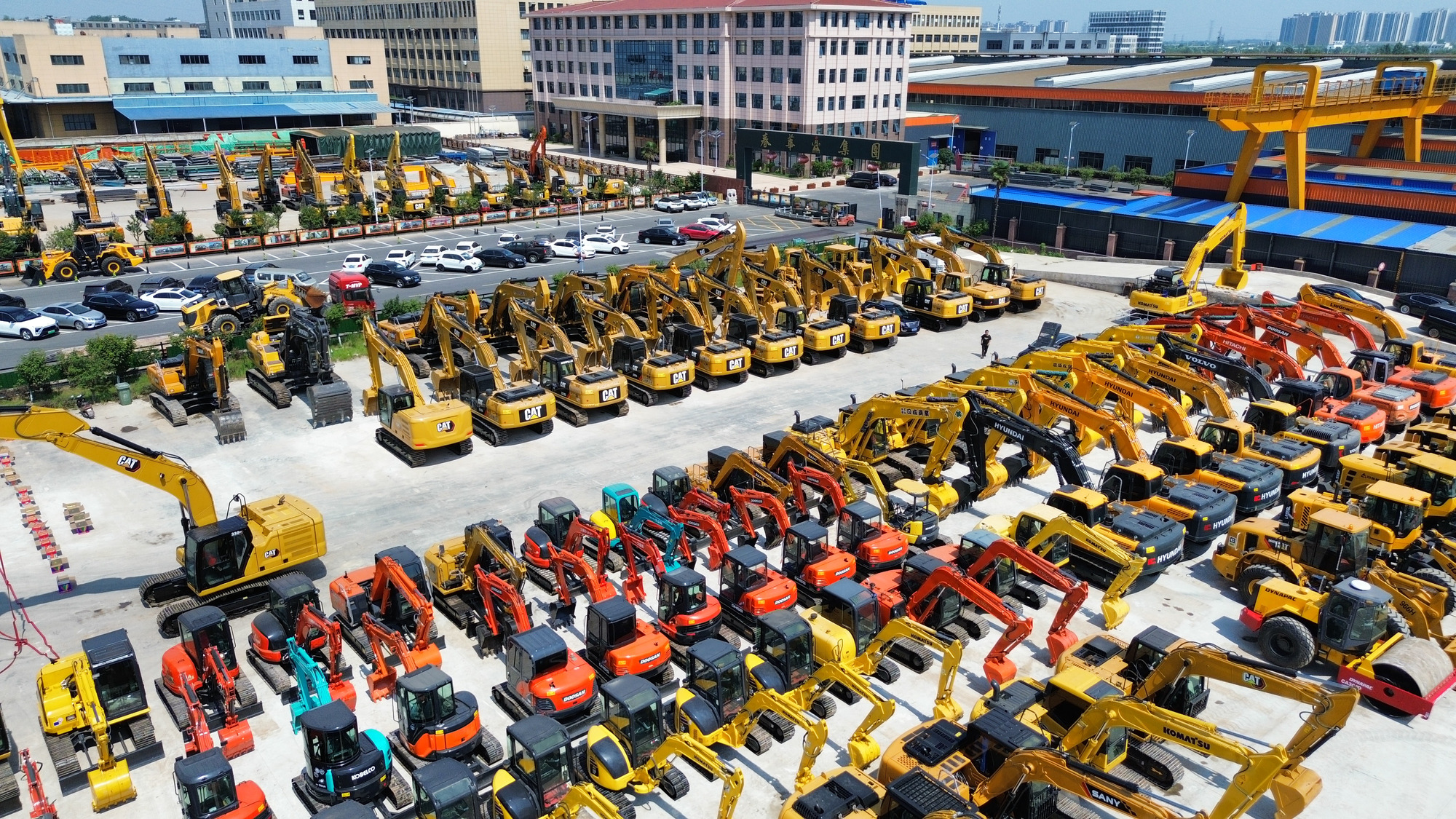 Toaks International Trading Company - Bouwmachines CATERPILLAR D8 - airconditioner undefined: afbeelding 3