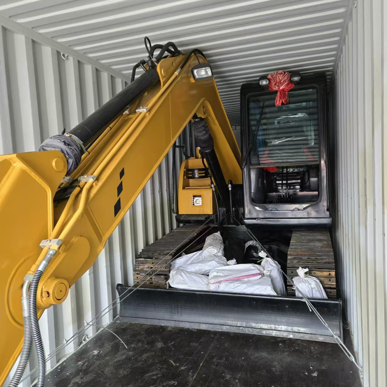 Toaks International Trading Company - Bouwmachines CATERPILLAR D8 - airconditioner undefined: afbeelding 16