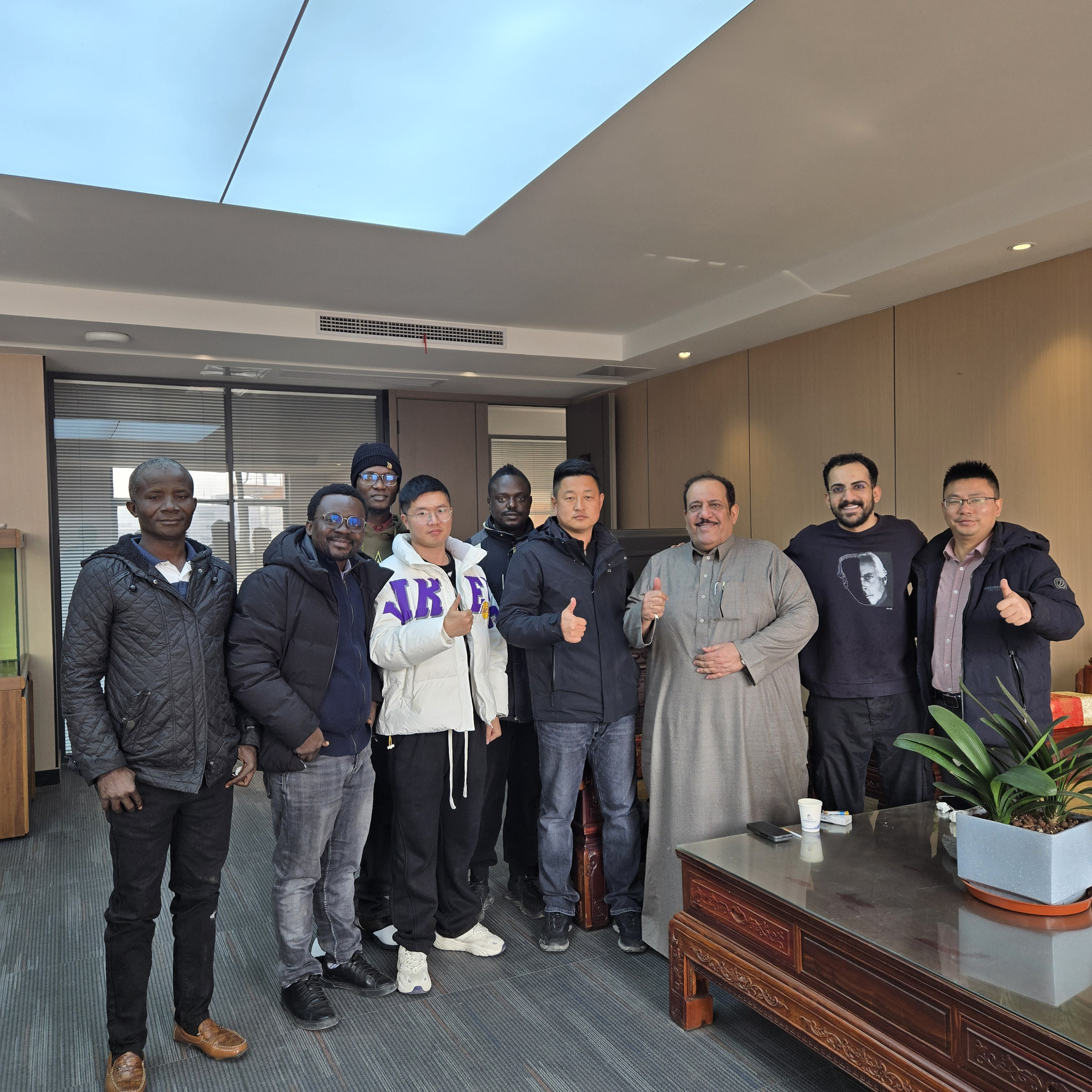 Toaks International Trading Company - Bouwmachines CATERPILLAR D8 - airconditioner undefined: afbeelding 5