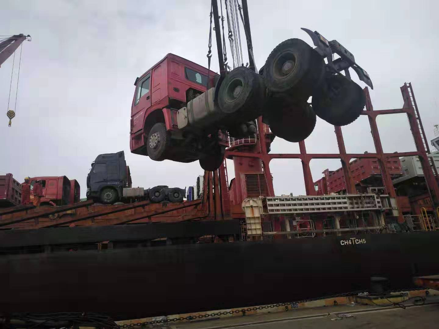 Shandong Guhong Auto Industrial CO., LTD - Vrachtwagens - kraan, versnellingsbak: manuele undefined: afbeelding 6