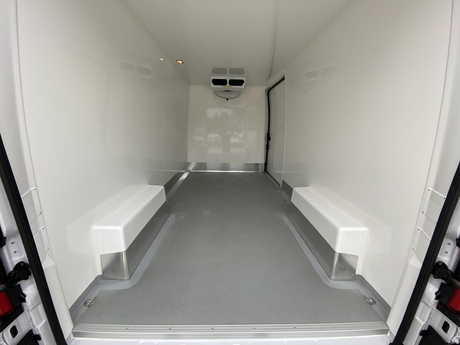 RINZ ROS d.o.o. (GmbH) - Voertuigen te koop undefined: afbeelding 28