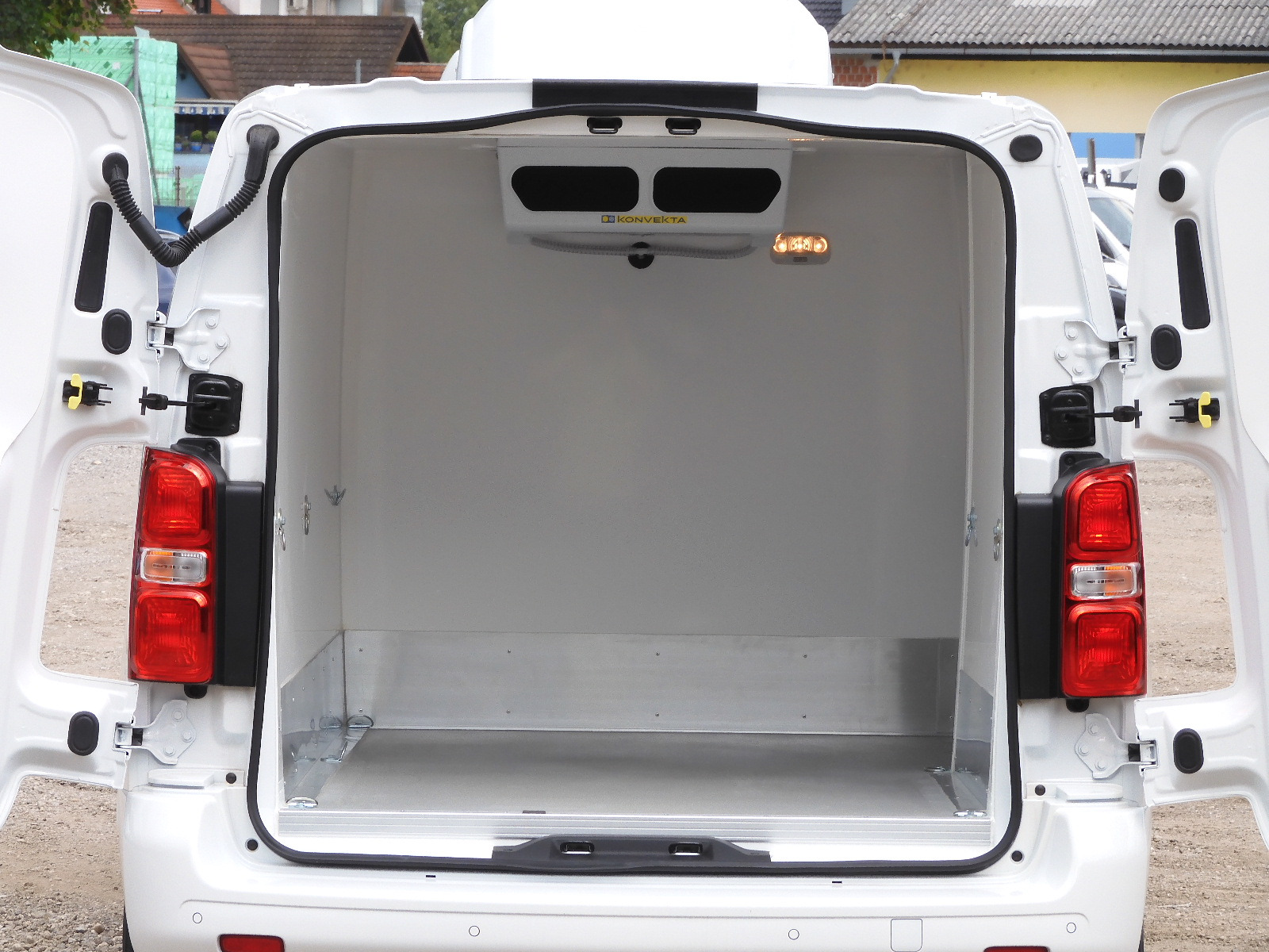 RINZ ROS d.o.o. (GmbH) - Voertuigen te koop undefined: afbeelding 61