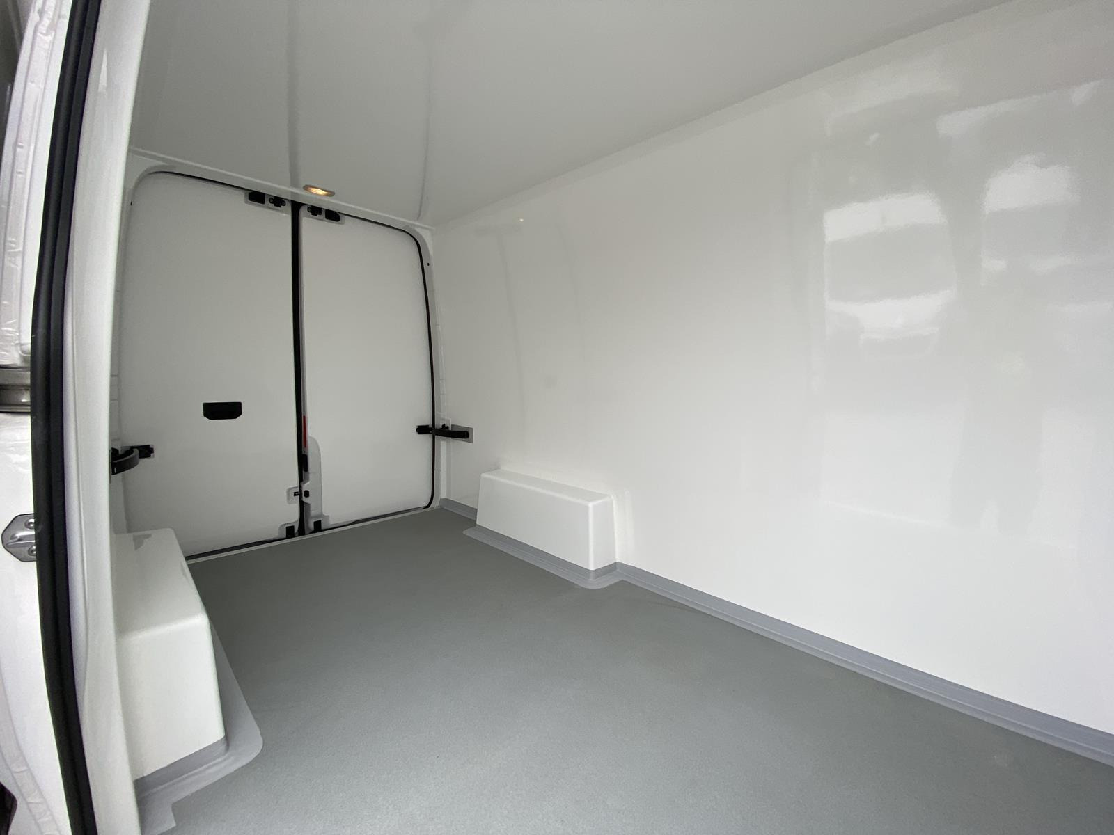 RINZ ROS d.o.o. (GmbH) - Voertuigen te koop undefined: afbeelding 29