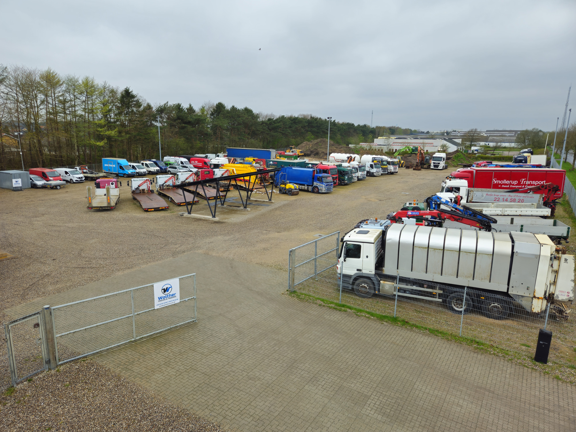 Wolther Trucks and Trading ApS - Vrachtwagens - 6x2 undefined: afbeelding 1