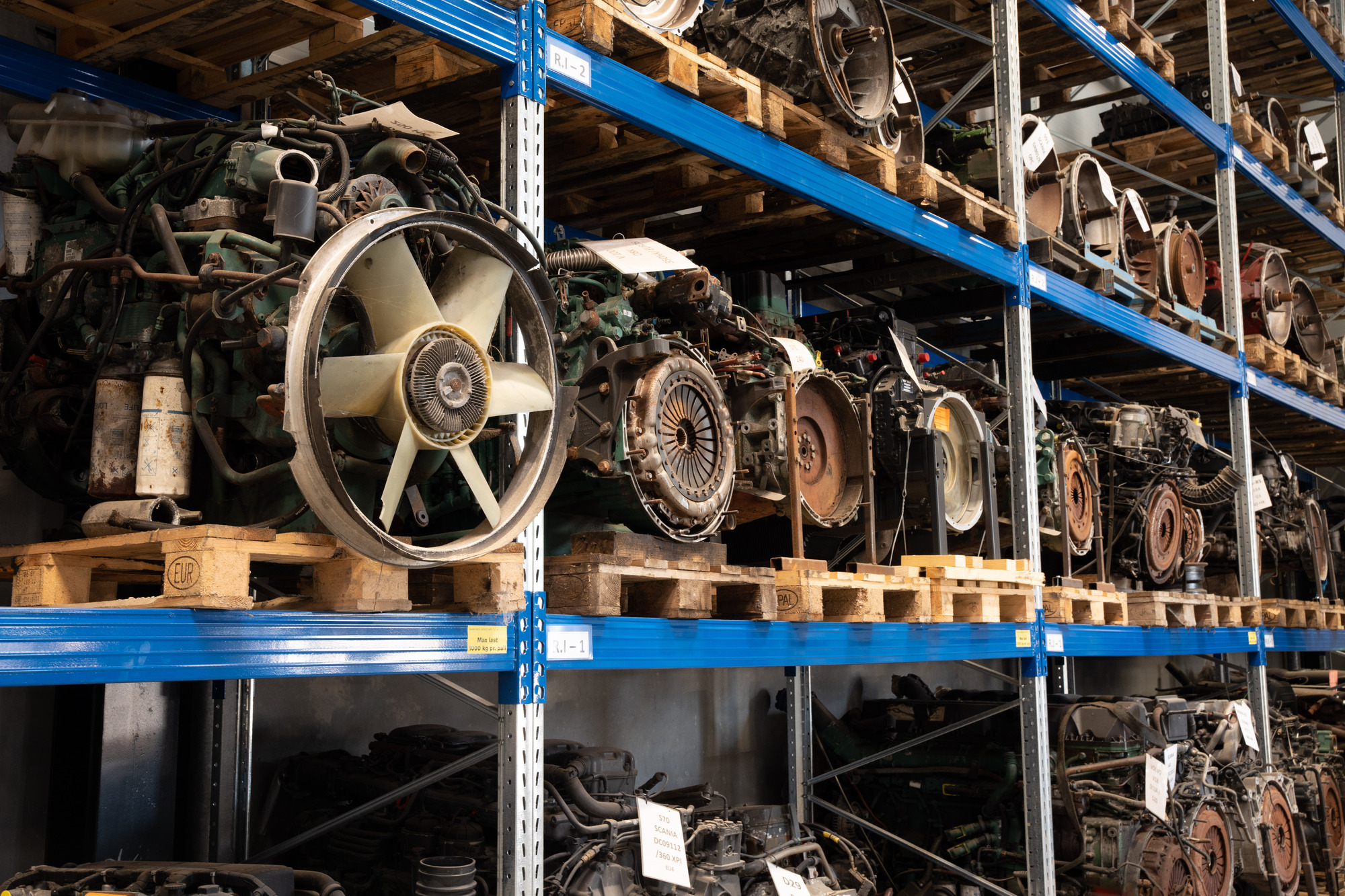 KNL TRUCKPARTS ApS - Onderdelen RENAULT undefined: afbeelding 7