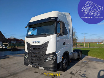 Trekker IVECO S-WAY