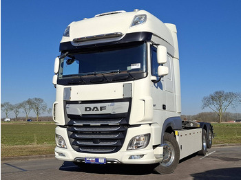 Haakarmsysteem vrachtwagen DAF XF 480