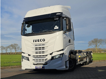 Containertransporter/ Wissellaadbak vrachtwagen IVECO S-WAY