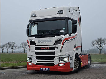 Trekker SCANIA R 450