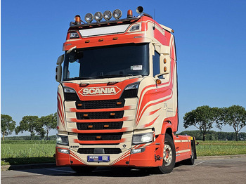 Trekker SCANIA S 520