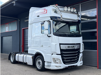 Trekker DAF XF 530