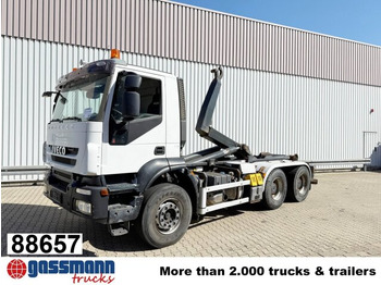 Haakarmsysteem vrachtwagen IVECO Trakker