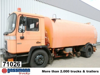 Veegwagen MAN