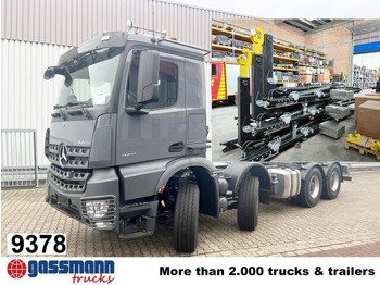 Haakarmsysteem vrachtwagen MERCEDES-BENZ Arocs 3251