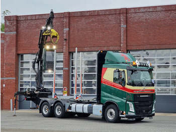 Houttransport VOLVO FH13 540