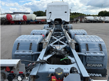 Chassis vrachtwagen Scania G450 8x2*6 ADR Chassis / Fahrgestell / Euro 6: afbeelding 5 Chassis vrachtwagen Scania G450 8x2*6 ADR Chassis / Fahrgestell / Euro 6: afbeelding 5