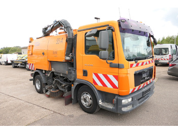 Veegwagen MAN TGL 12.250