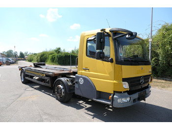 Containertransporter/ Wissellaadbak vrachtwagen MERCEDES-BENZ