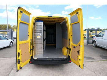 Gesloten bestelwagen RENAULT Master