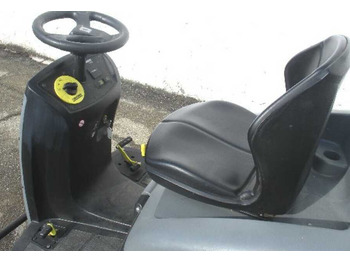 Industriële veegmachine