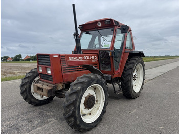 Tractor NEW HOLLAND